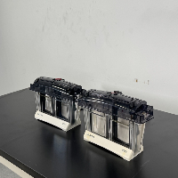 Invitrogen Mini Gel Tanks - Quantity 2 image 1